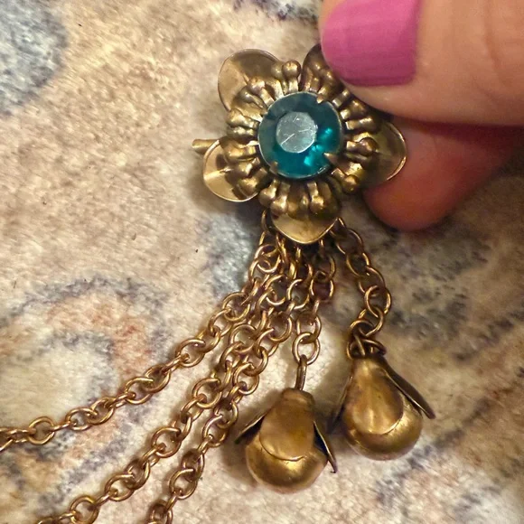 Brass Tone Brooch Green Rhinestones - Picture 3 of 7